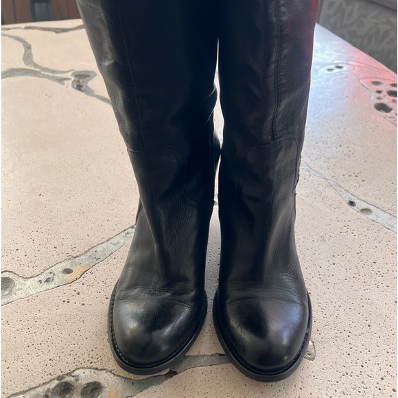 NWOT gorgeous soft leather boots - Picture 6 of 9